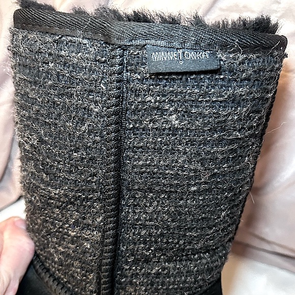 Minnetonka Tall Suede Tweed Boots Sheepskin/ Wool Lining Black 8 - Picture 7 of 9